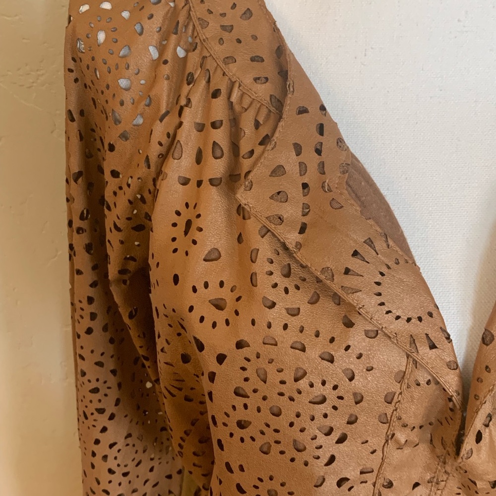 dress - Picture 5 of 6